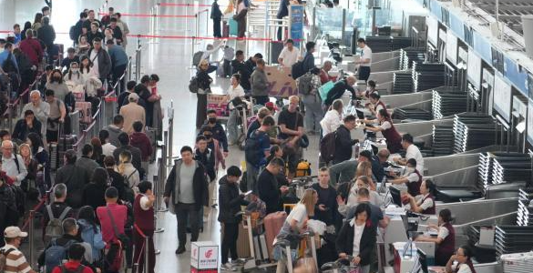 北京首都机场“五一”假期预计运送旅客超100万人次