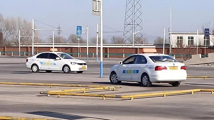 协会串谋、驾校“抱团涨价”，该罚