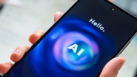 别被AI的“自信”带偏了