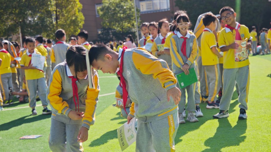 落实“健康第一”：新学期校园新气象观察