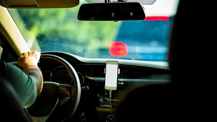 治理“专职顺风车”要精准，也要给真实合乘留空间