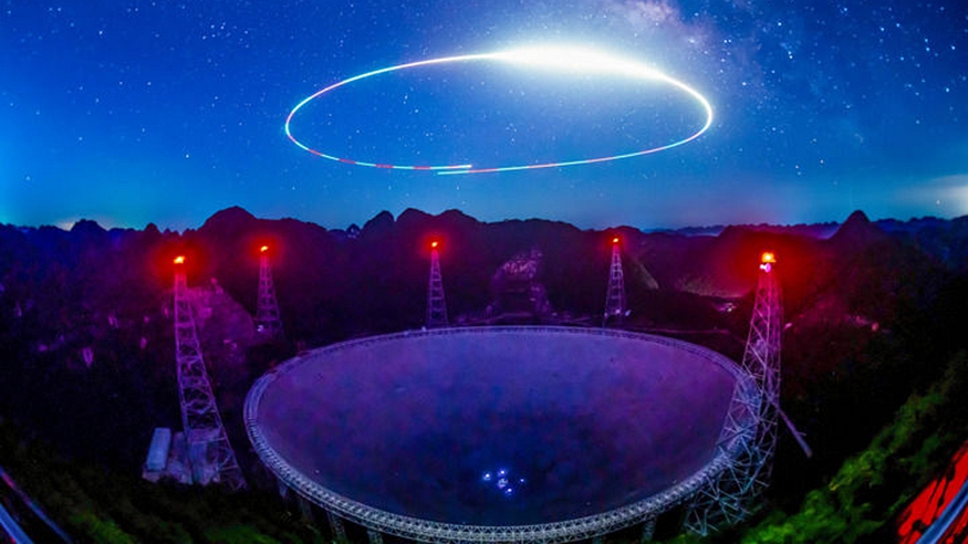新华走笔丨在群山之巅，写一封给宇宙的情书